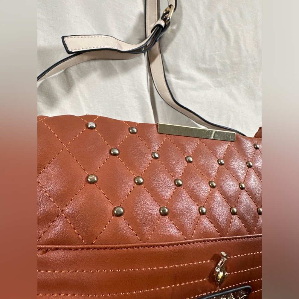 Baby phat Y2K Cognac Brown Studded Quilted Leather Crossbody Purse Pink Liner - Picture 11 of 16